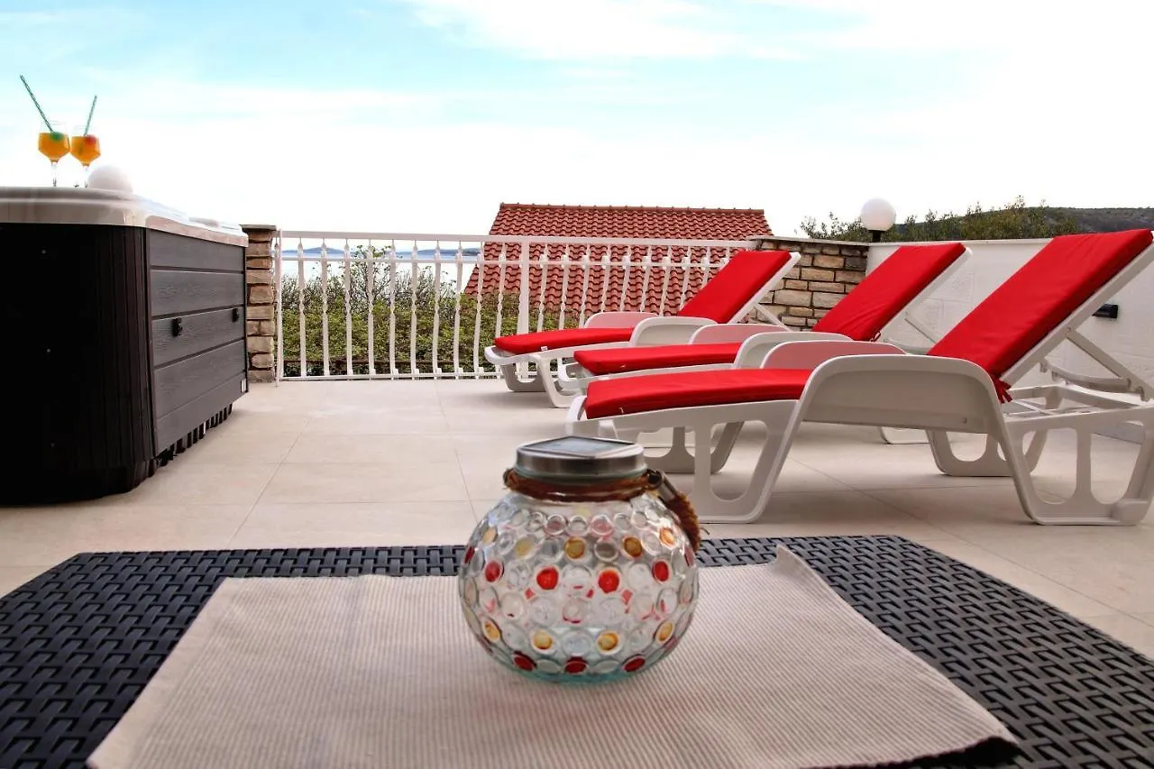 Apartment Apartman Slavko Seget Vranjica